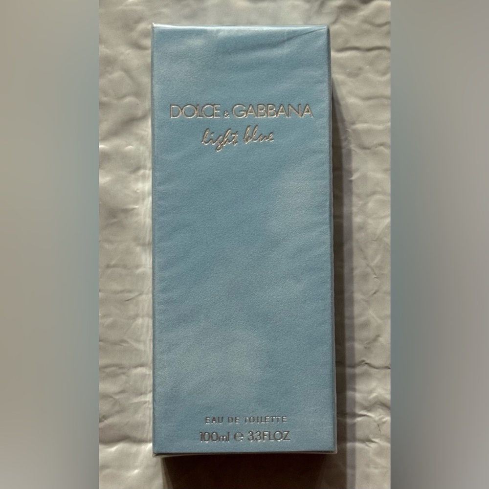 Dolce & Gabbana Light Blue Women's Perfume 100ml